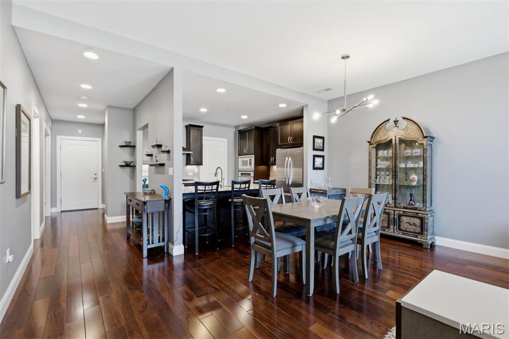 Demun Pointe Condo - Residential
