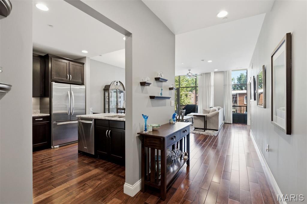 Demun Pointe Condo - Residential