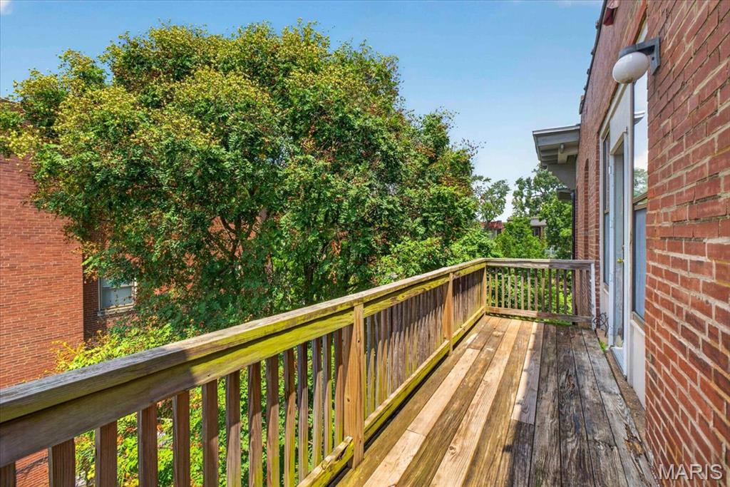 Debaliviere Place West Ph 01-C - Residential
