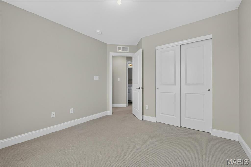 Central Park Townes Amd - Residential Lease