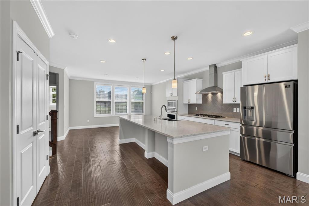 Central Park Townes Amd - Residential Lease