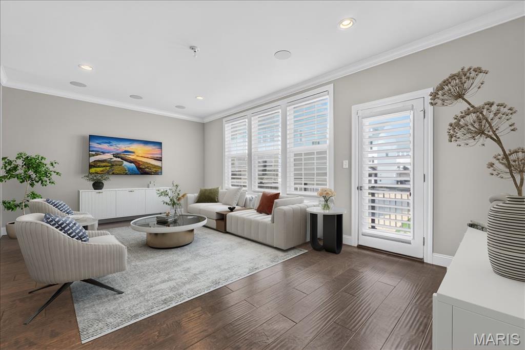 Central Park Townes Amd - Residential Lease