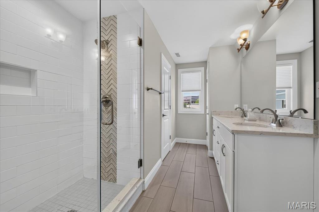 Central Park Townes Amd - Residential Lease