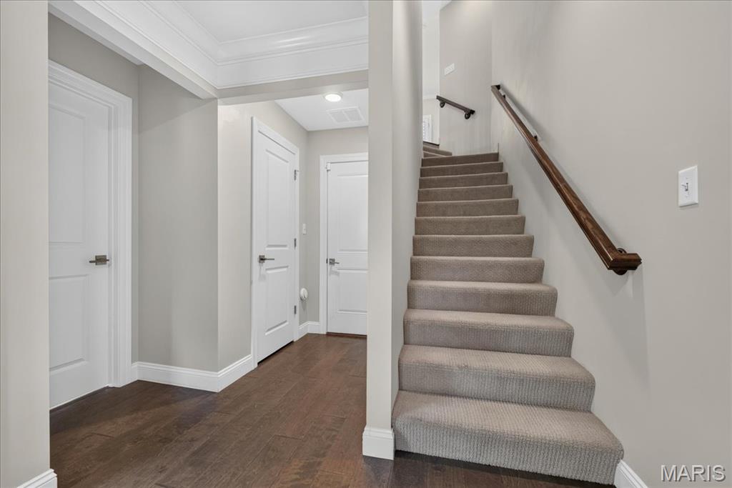 Central Park Townes Amd - Residential Lease