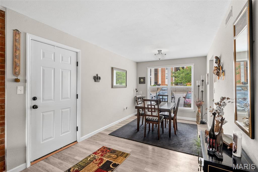 Greenbriar Condo - Residential