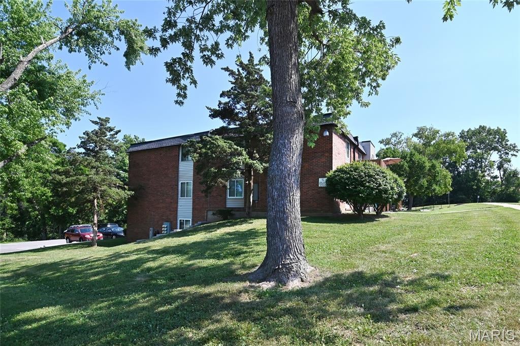 Oakville Commons Condo - Residential