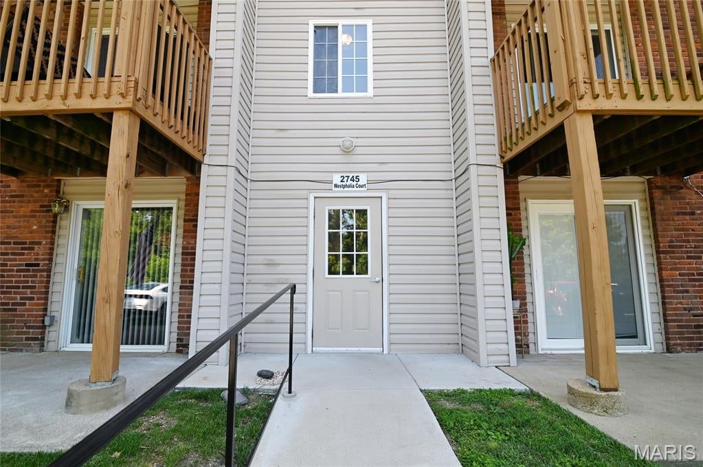 Oakville Commons Condo - Residential