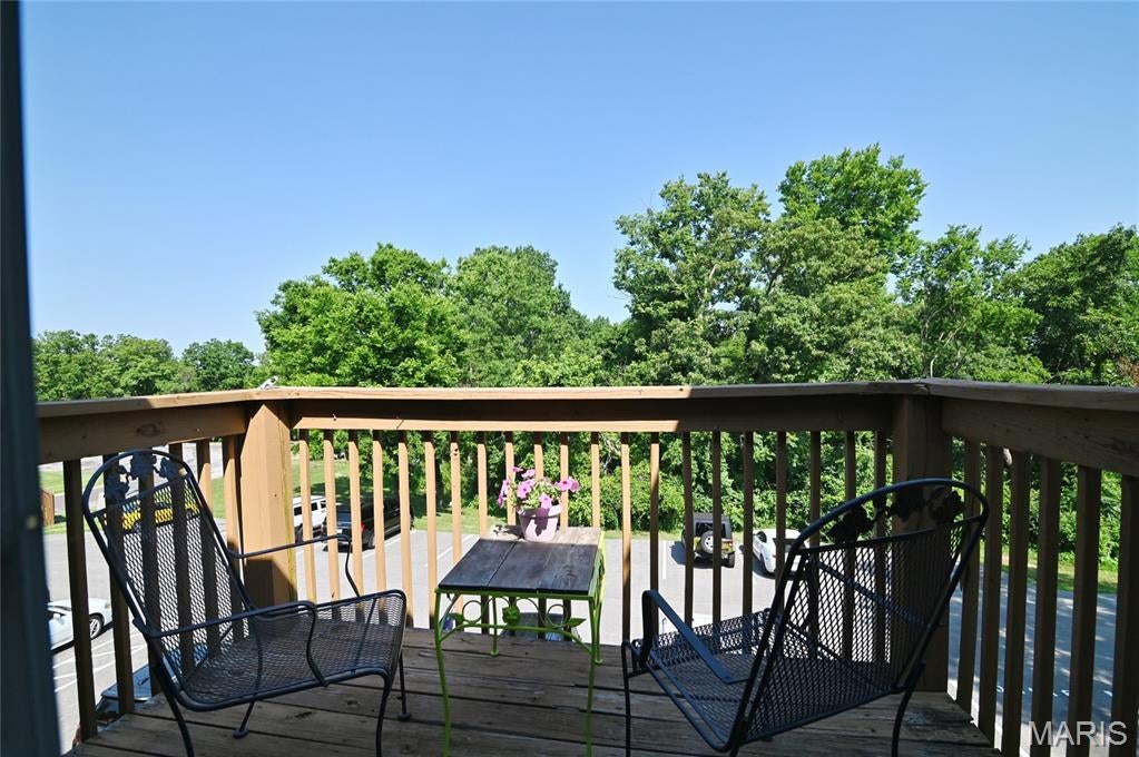 Oakville Commons Condo - Residential