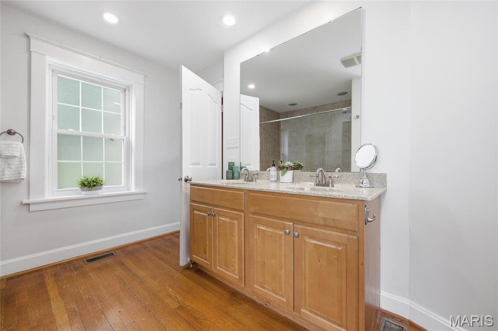Richmond Heights - Residential Lease