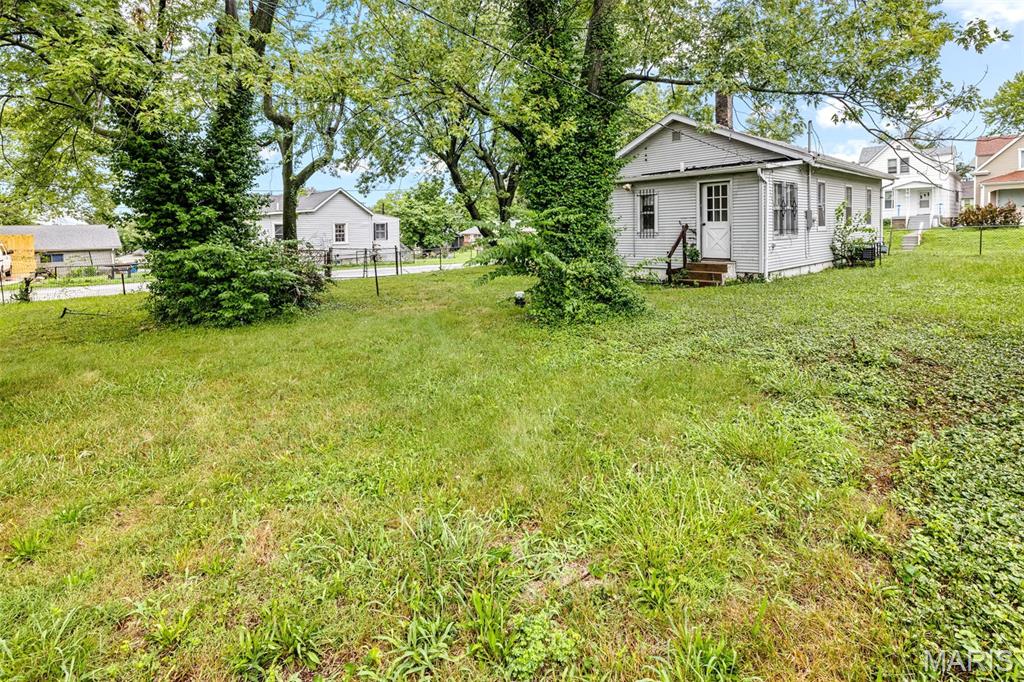 West Lawn - Residential
