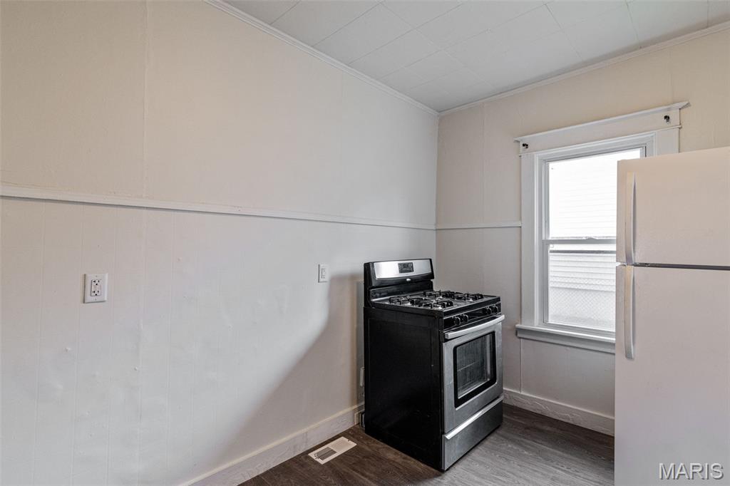West Lawn - Residential