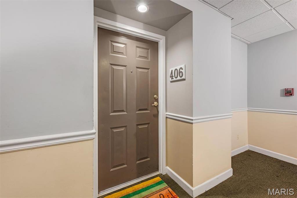 5330-5360 Pershing Condo - Residential