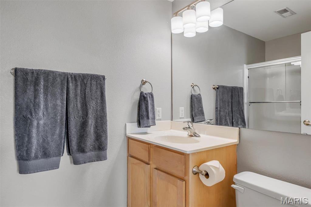 5330-5360 Pershing Condo - Residential