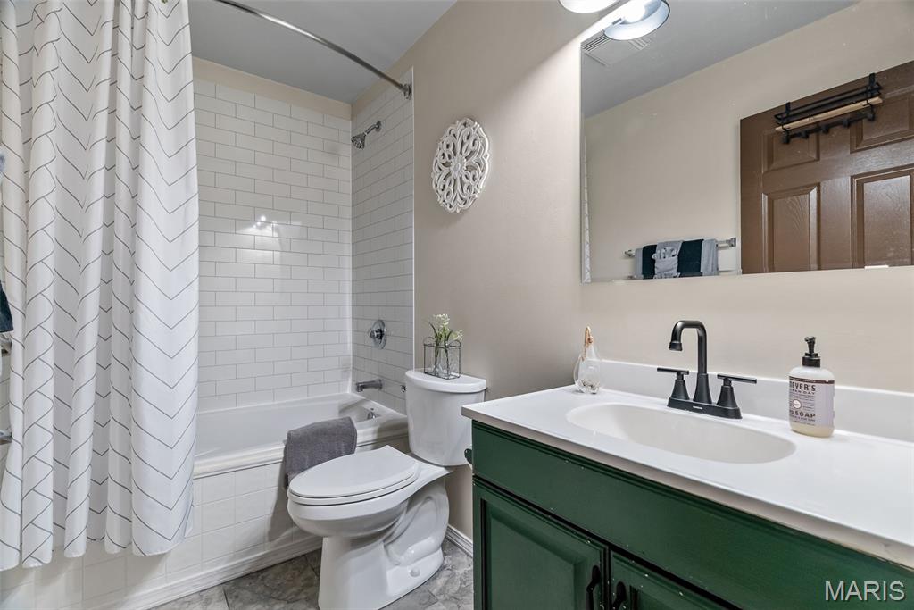 Lake Sherwood Estates - Residential