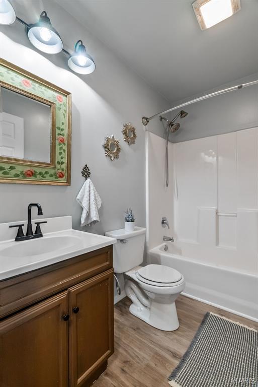 Lake Sherwood Estates - Residential