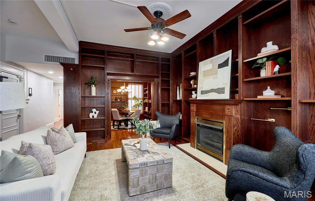 Aberdeen Condo - Residential