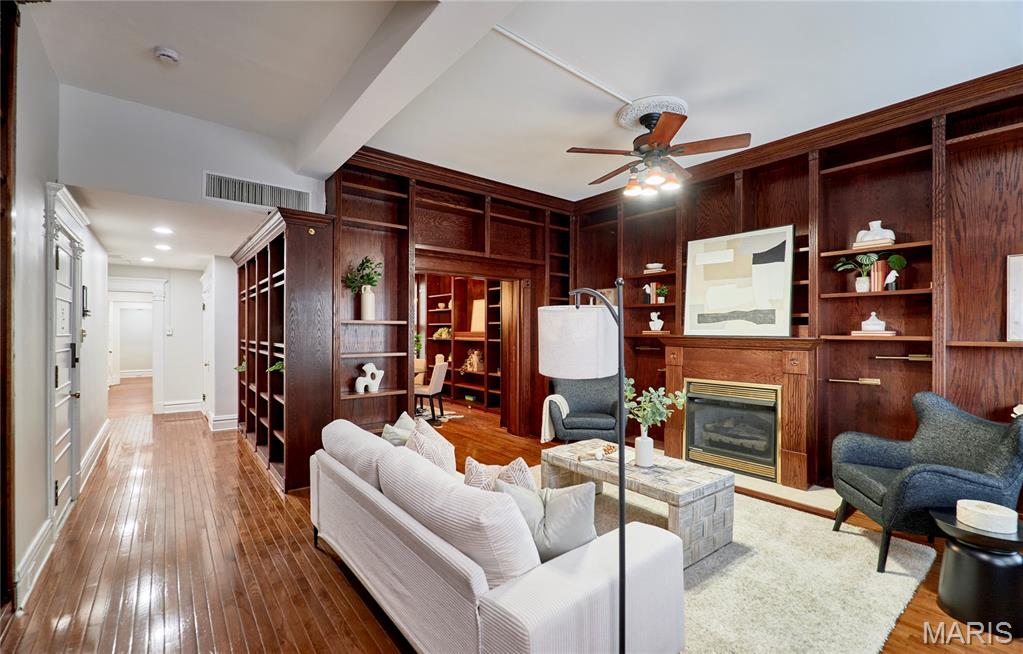 Aberdeen Condo - Residential