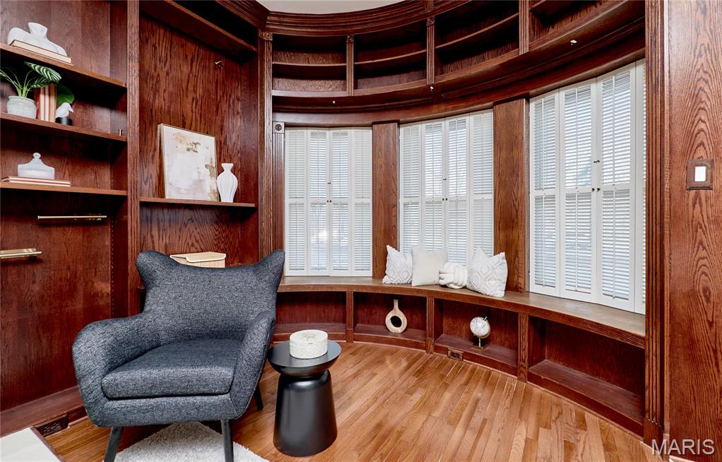 Aberdeen Condo - Residential