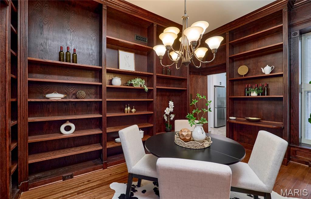 Aberdeen Condo - Residential