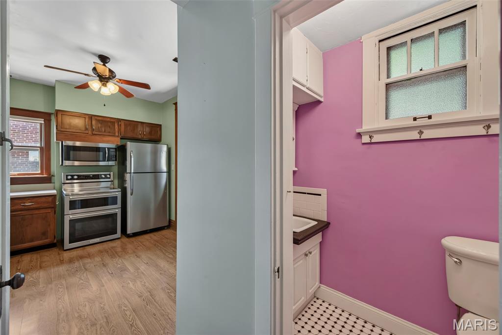 Country Club Add To Normandy Park 2 - Residential