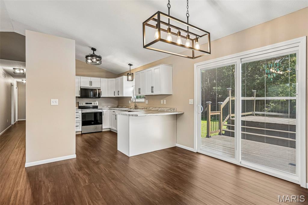 Country Lake Estates - Residential