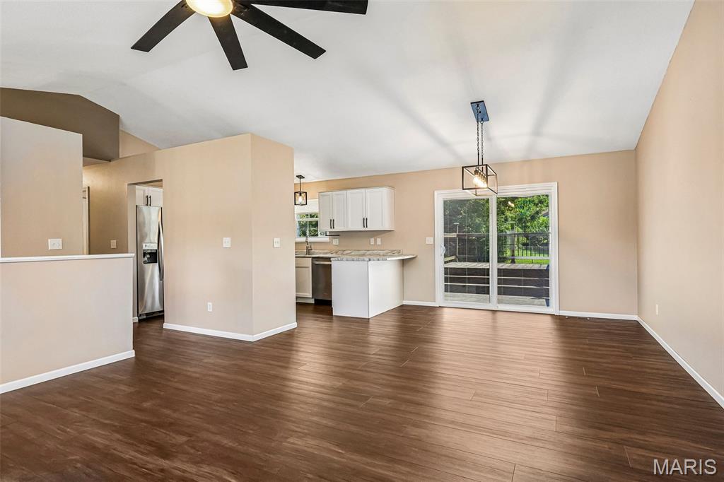 Country Lake Estates - Residential