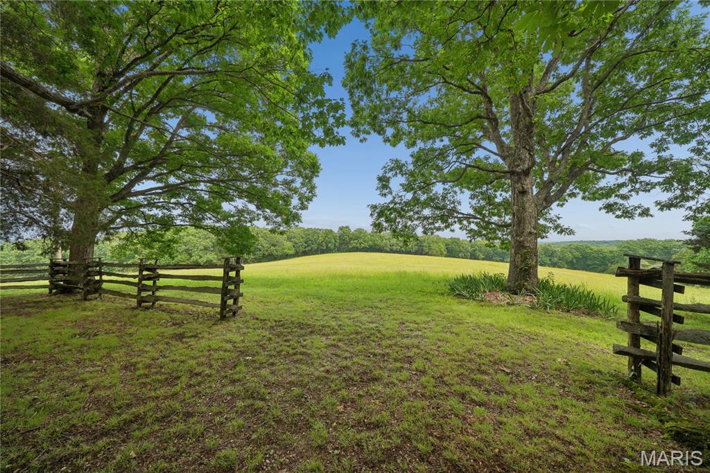 County Line Rd - Residential