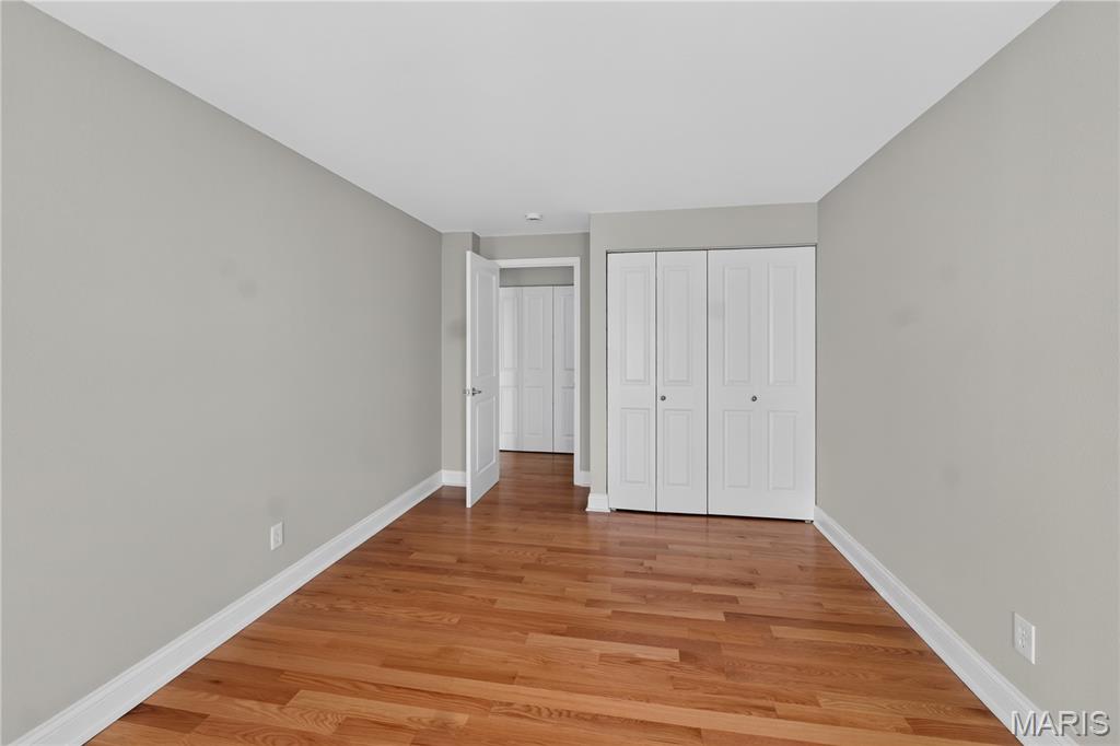 Pershing Ave Condo - Residential