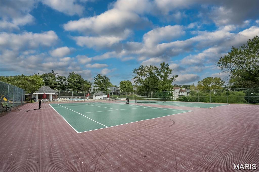 Victoria Crossing Easement 11 At - Residential