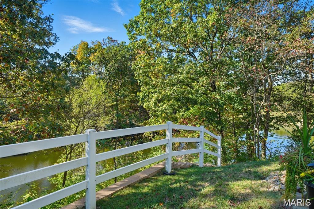 Victoria Crossing Easement 11 At - Residential