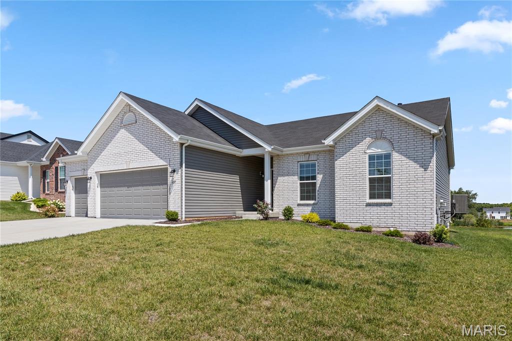 297 Osprey Court, Lake Saint Louis, MO 63367
Located in the desirable Hawk Ridge Trail Estates subdivision, this beautiful ranch home offers 3 bedrooms, 2 bathrooms, and approximately 1,558 square feet of main-level living space. Built by McBride, this nearly new home combines modern design, quality craftsmanship, and everyday comfort.
Situated on a level lot, the home backs to a neighboring pond, providing peaceful backyard views. The open-concept floor plan is enhanced by upscale finishes throughout, creating an inviting space for both relaxing and entertaining.
Home Features:
• Spacious open floor plan with abundant natural light
• Gourmet kitchen featuring granite countertops and like-new stainless steel appliances, including refrigerator and range
• Main-floor laundry with washer and dryer included
• Beautiful living room with a gas fireplace
• Three-car garage with durable epoxy-coated flooring
• Concrete patio overlooking the pond (not ours)
• Full unfinished lower level offering plenty of storage
• Gas furnace and central air conditioning
• In ground sprinkler system
Conveniently located near shopping, restaurants, schools, and major highways for an easy commute.
Lease Information:
• Available for immediate occupancy
• Monthly Rent: $2,775
• Security Deposit: $2,775 (due upon lease acceptance)
• Minimum one-year lease
• Tenant is responsible for all utilities, including water, sewer, and trash
• Pets are negotiable and may require an additional pet deposit based on the number, size, and breed
• This property is offered for rent only and is not available for lease purchase or option to buy