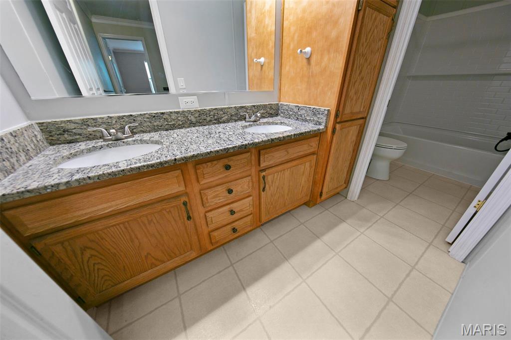 Twin Fawn Rdg - Residential