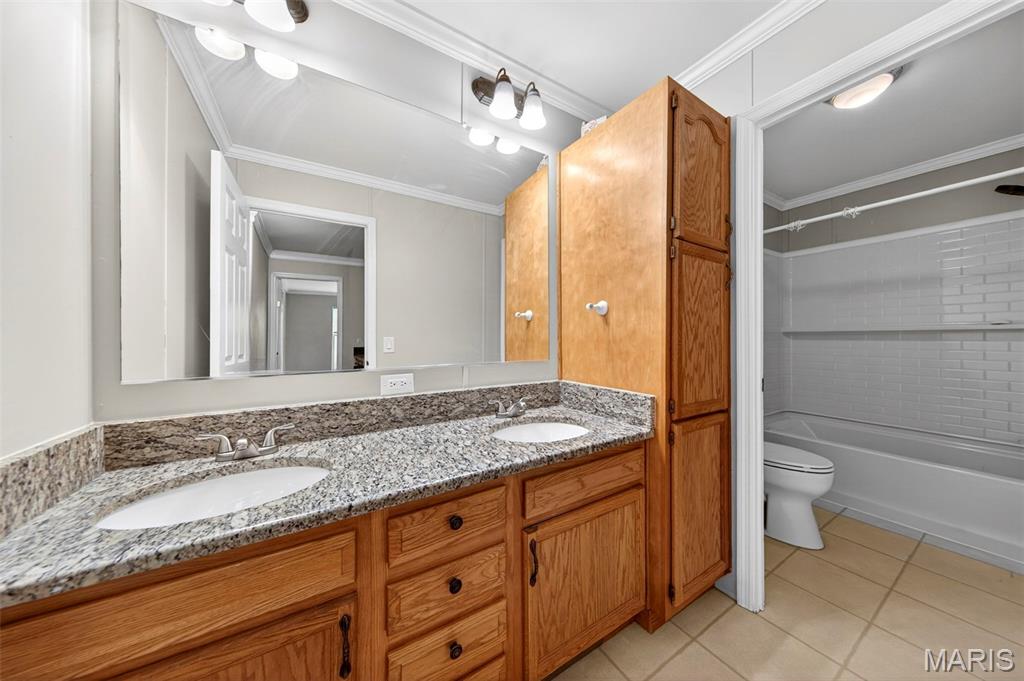 Twin Fawn Rdg - Residential