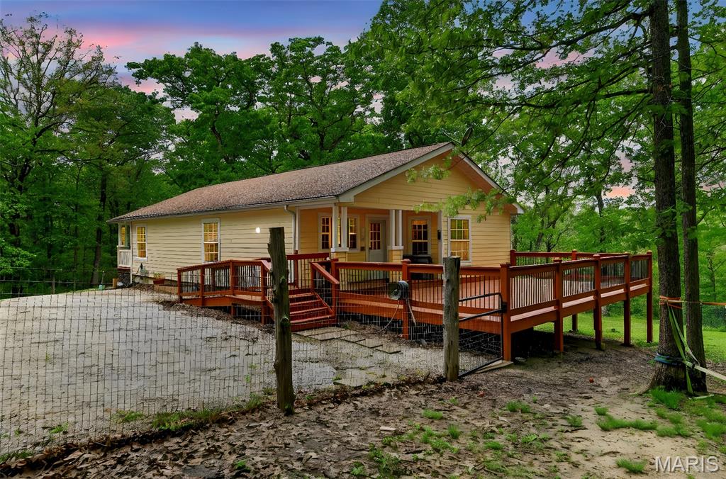 Twin Fawn Rdg - Residential