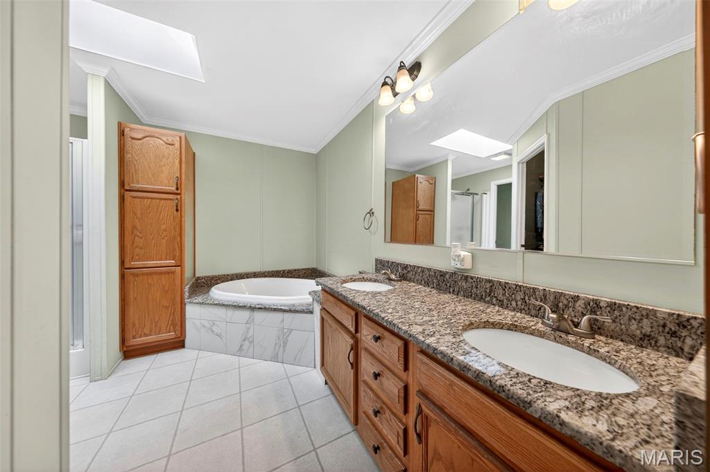 Twin Fawn Rdg - Residential