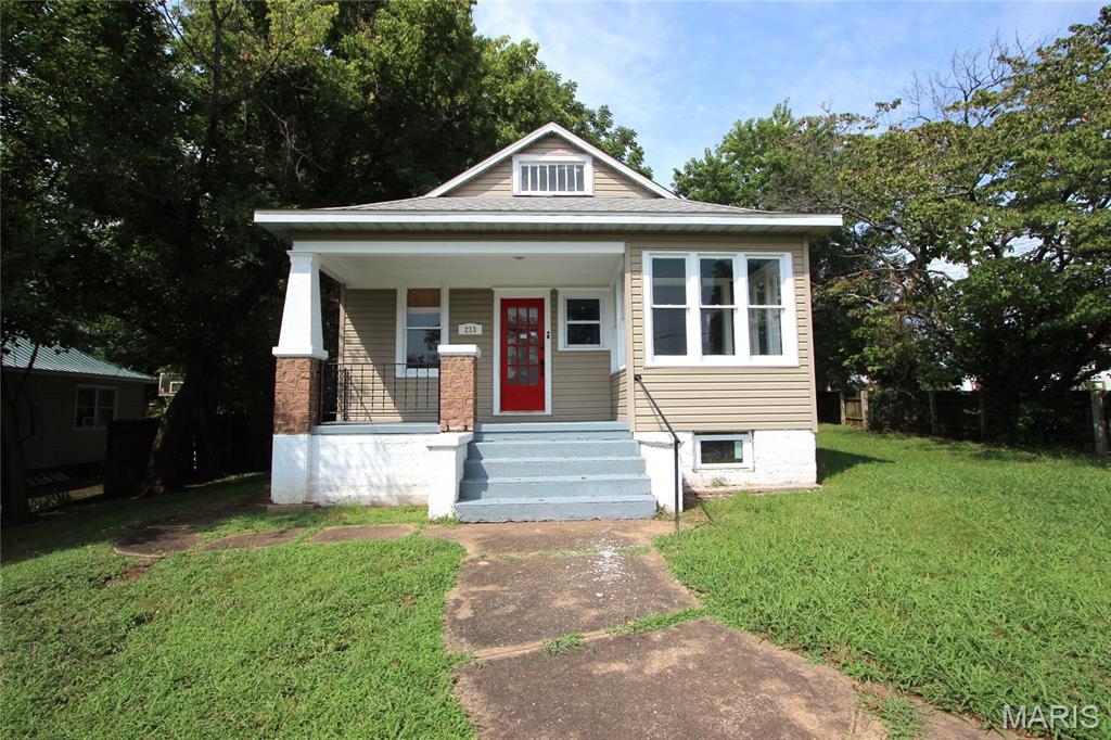 Charming, updated home on a desirable corner lot in the heart of Arcadia! This inviting 2-bedroom, 1-bath home blends classic character with modern updates, featuring beautiful original hardwood floors, solid surface countertops, updated lighting, and a remodeled kitchen and bath. The functional layout includes convenient main-floor laundry, a mudroom, and a spacious upstairs that offers flexibility as a guest room, or home office. Step outside to enjoy the large concrete patio, perfect for entertaining or relaxing, along with both off-street and street parking. Conveniently located near Arcadia Valley schools, local shops, parks, and outdoor recreation, this move-in-ready home is ideal for first-time buyers, downsizers, or anyone looking to enjoy the charm of small-town living.