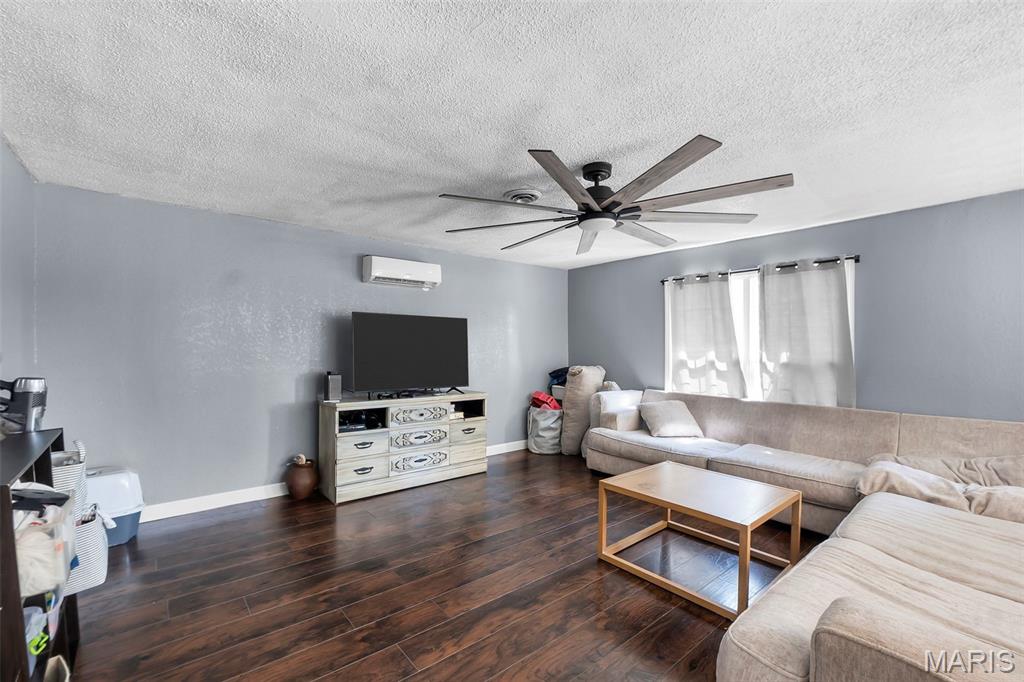 Glenns 2nd Add - Residential