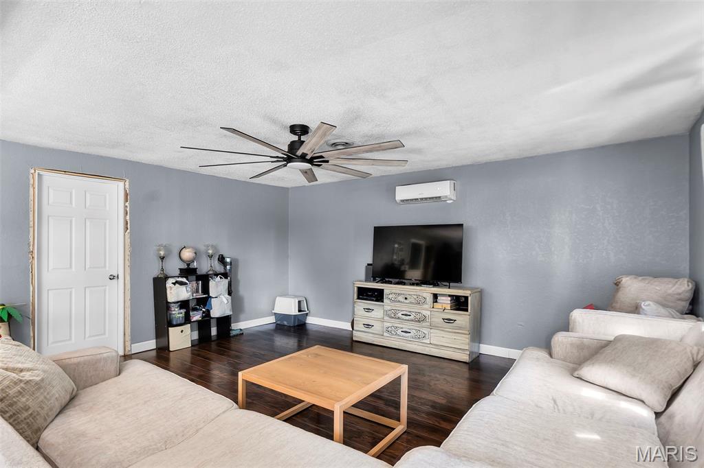 Glenns 2nd Add - Residential