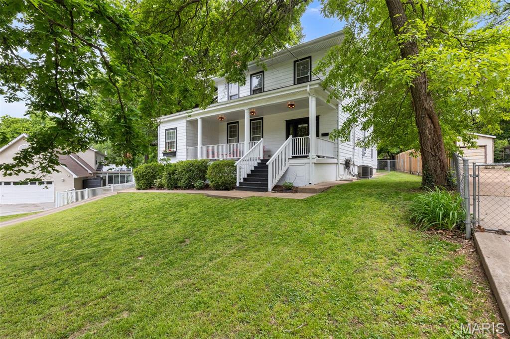 Moellenhoff Place - Residential