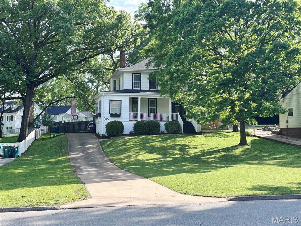 Moellenhoff Place - Residential