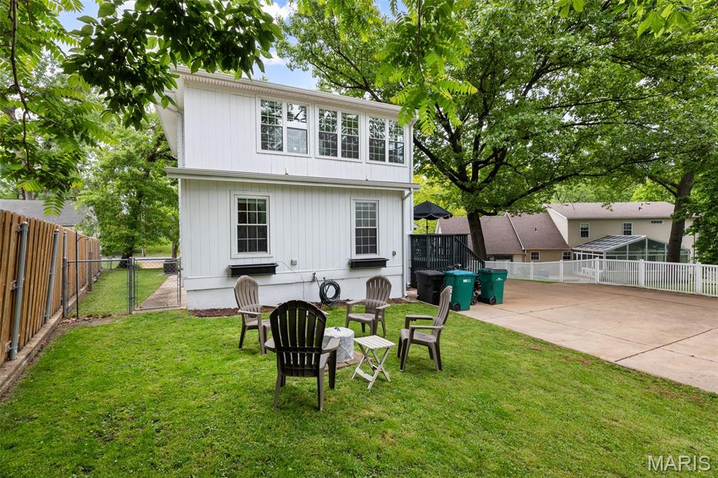 Moellenhoff Place - Residential