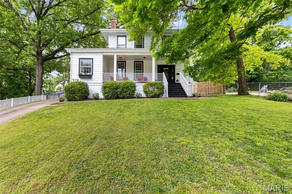 Moellenhoff Place - Residential