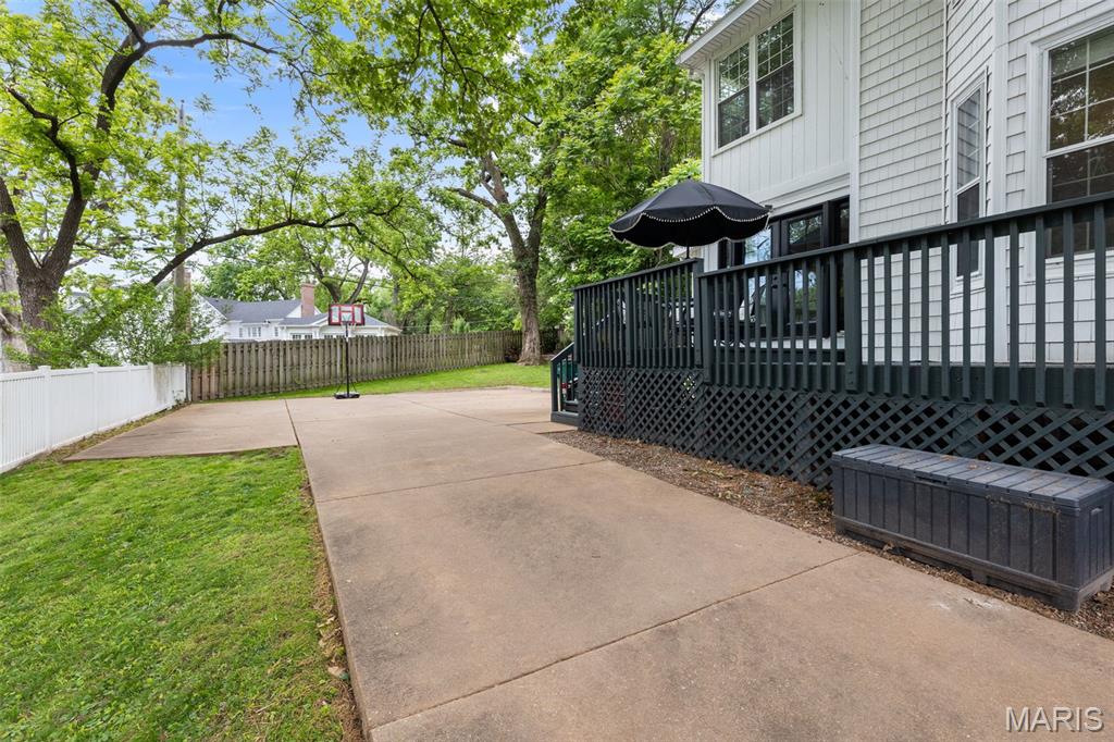 Moellenhoff Place - Residential