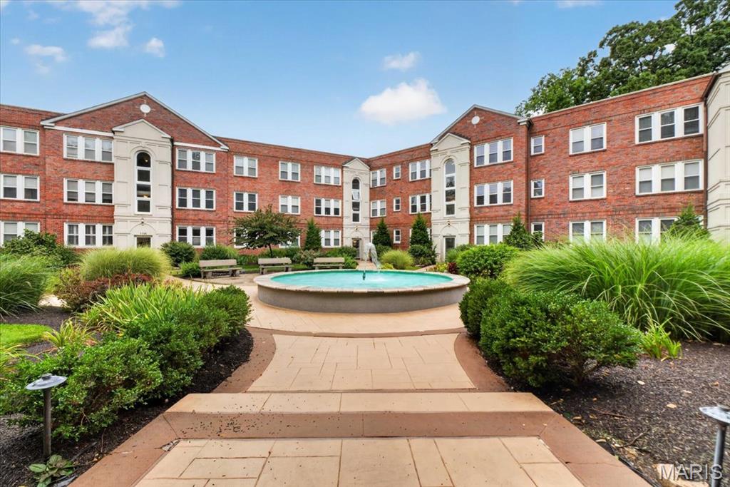 Fountain View - Residential