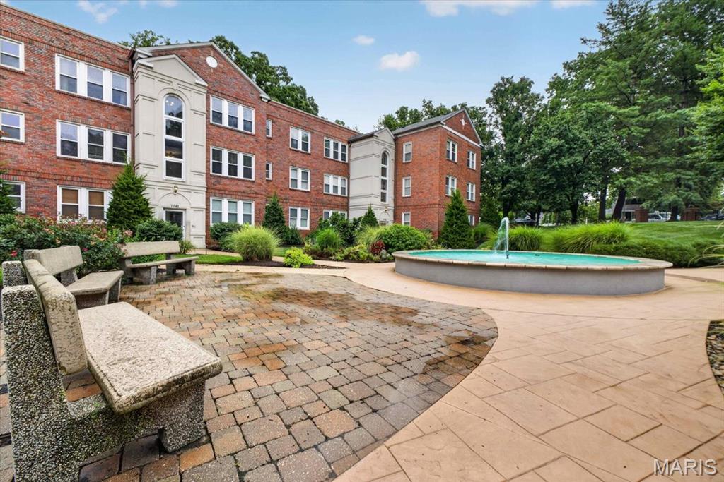 Fountain View - Residential