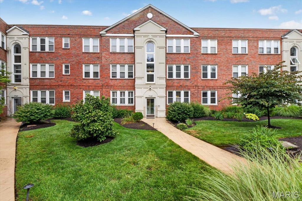 Fountain View - Residential