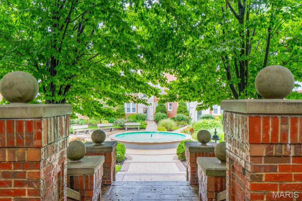 Fountain View - Residential