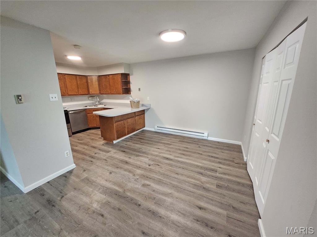 Hazelcrest Condo - Residential