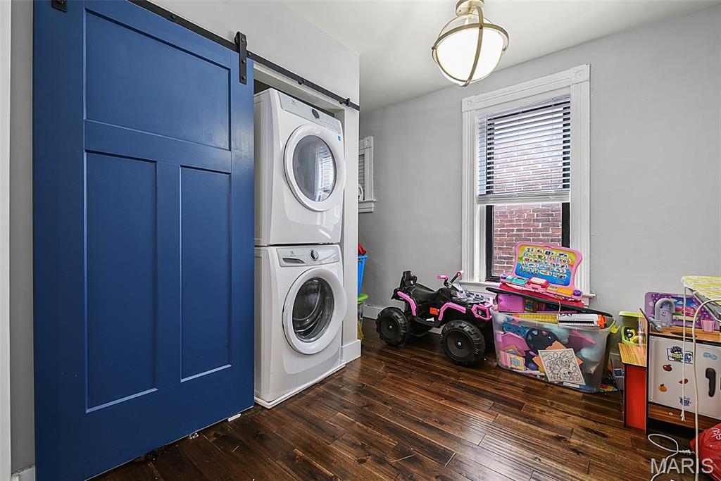 Lindells Add 02 - Residential Income