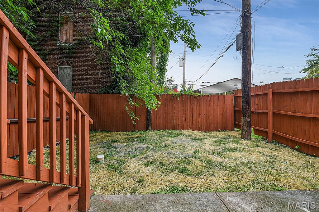Lindells Add 02 - Residential Income
